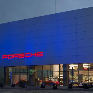 Porsche Centre Dubai