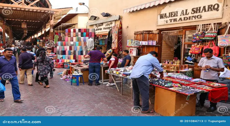 Top 10 Emirati Artisan Markets in Dubai