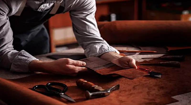 Top 10 Leather Craftsmen for Luxury Goods in Dubai